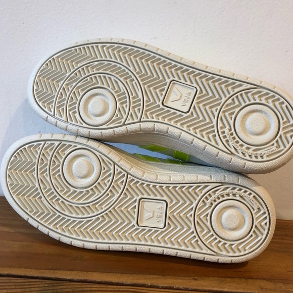 Veja V10 Leather White Jaune Fluo Sneakers Shoes - Picture 8 of 10